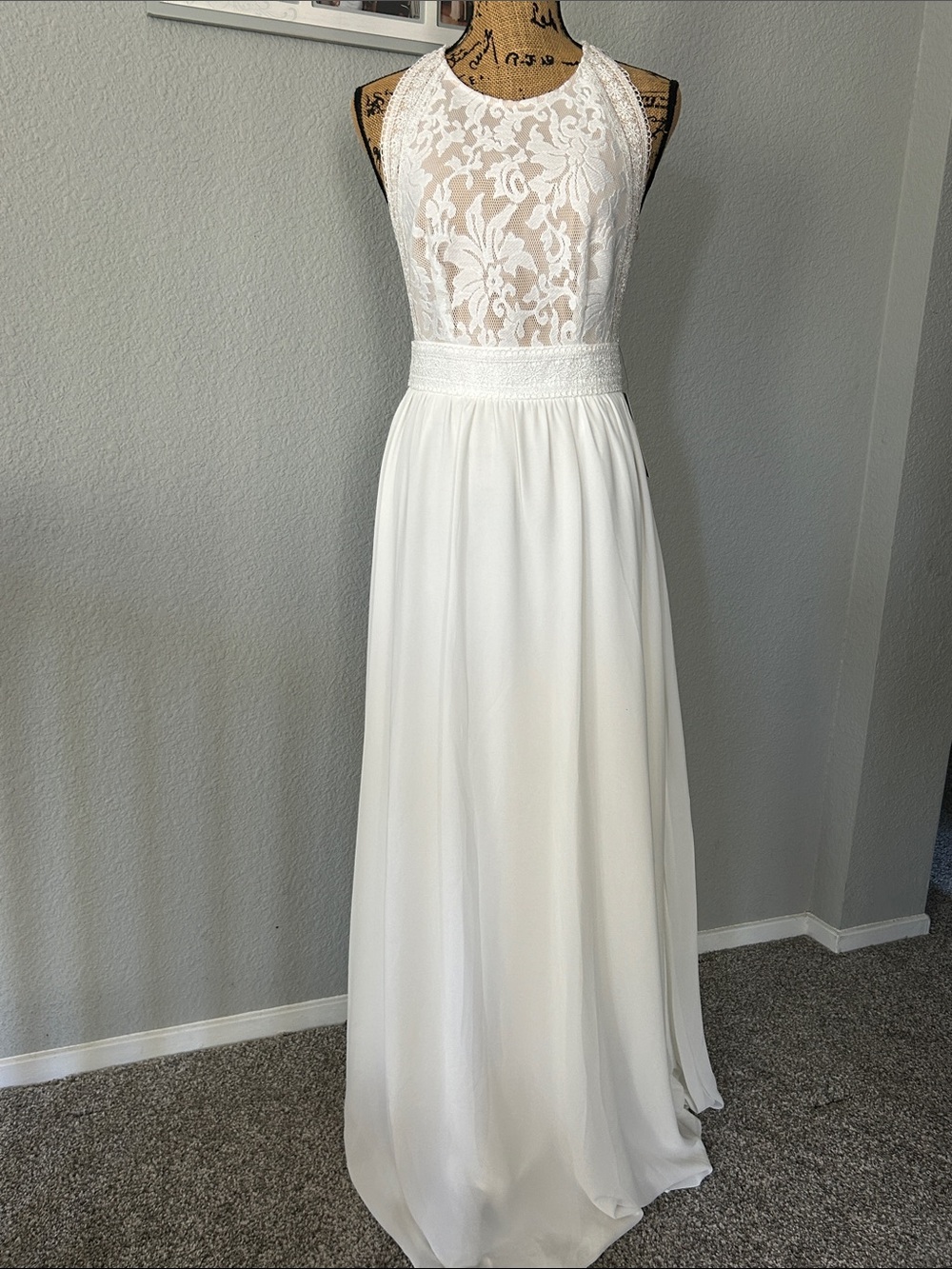 Lulu’s White/cream Lace Halter Maxi Dress
